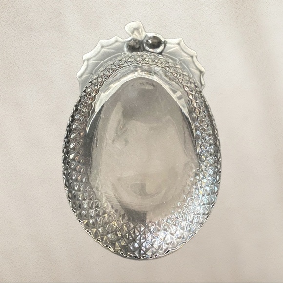 Crystal Etched Christmas Candy Dish - Picture 4 of 4